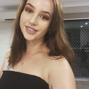 Meet your Posher, Jade